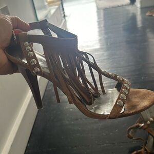Guess suede fringe heels